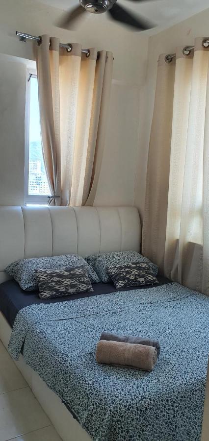 Leezahomestay Bayan Lepas Dış mekan fotoğraf