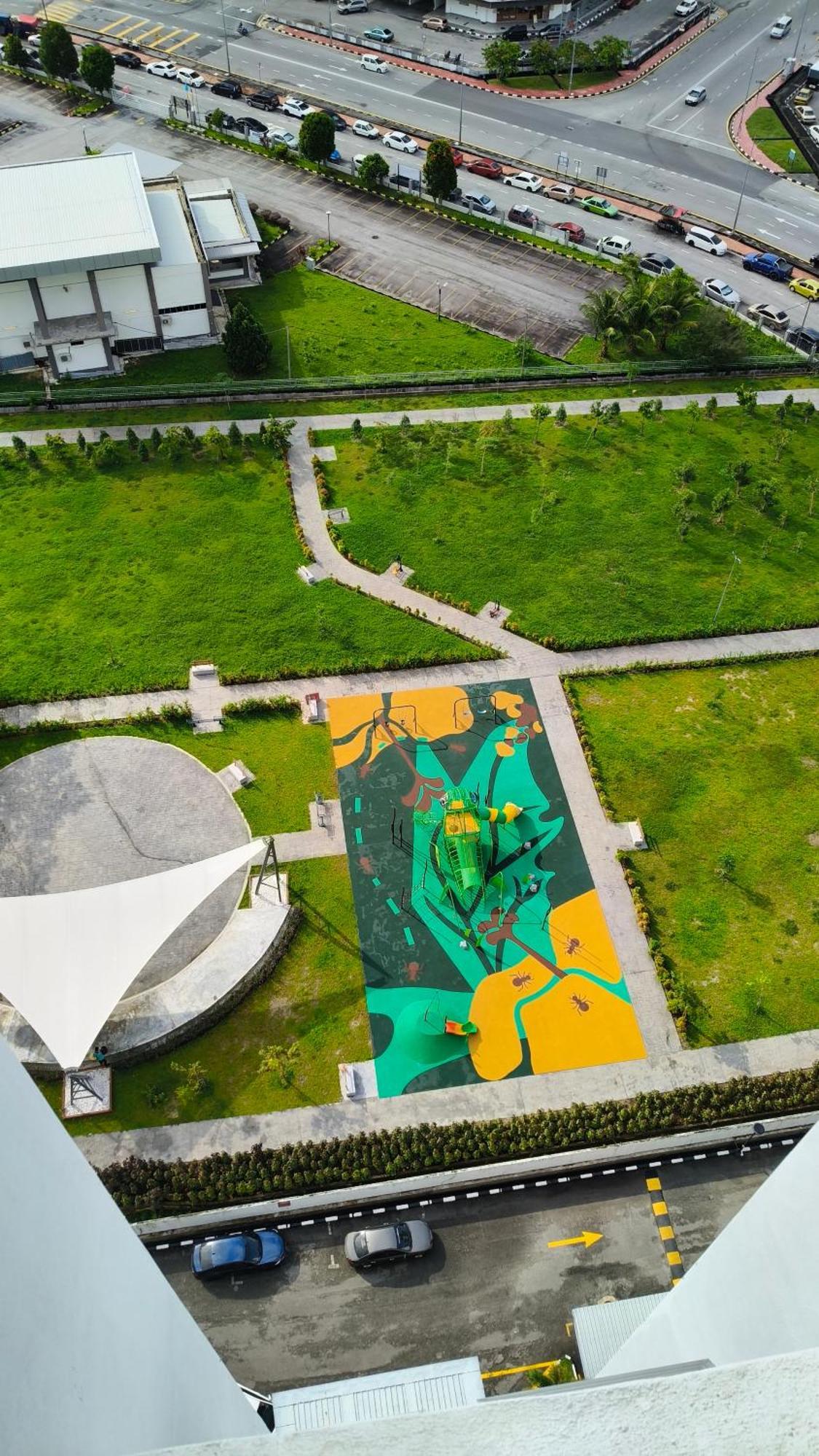 Leezahomestay Bayan Lepas Dış mekan fotoğraf